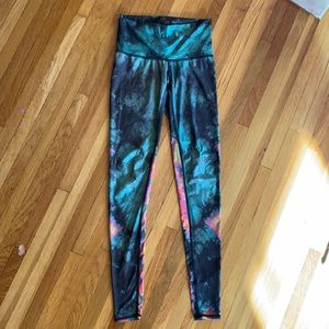 Teeki leggings size xsmall
